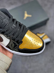 Nike Air Jordan 1 low black/gold - 5