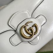 Gucci Clutch with double G in white leather 648935 29cm - 3