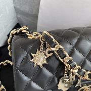 Chanel Flap bag in black AS2326 20cm - 3