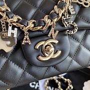 Chanel Flap bag in black AS2326 20cm - 2