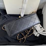 Chanel Small Flap Bag Black Lambskin Gold Metal 20cm - 4