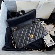 Chanel Small Flap Bag Black Lambskin Gold Metal 20cm - 2