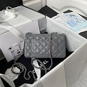 Chanel Small Flap Bag Grey Lambskin Silver Metal 20cm - 5