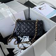 Chanel small Flap bag grained calfskin with gold-metal/black 20cm - 5