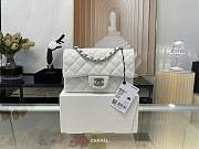 Chanel Small Flap Bag White Lambskin Silver Metal 20cm - 1