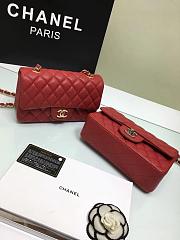 Chanel small Flap bag grained calfskin in red 20cm - 2