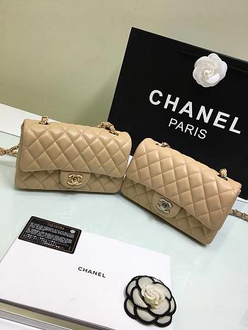 Chanel small Flap bag lambskin in beige 20cm