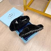 Prada Shearling sandals black - 4