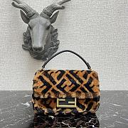 Fendi mini Baguette brown sheepskin bag 8BS017A8HPF180S 18*4*11cm - 1