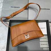 Balenciaga Hourglass shoulder bag in brown 12801180 29cm - 1