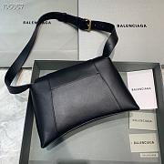 Balenciaga Hourglass shoulder bag in black with gold hardware 12801180 29cm - 2