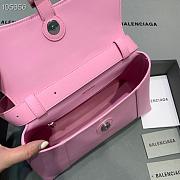 Balenciaga Hourglass shoulder bag in pink 12801180 29cm - 3