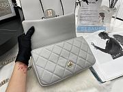 Chanel Small Flap Bag Large Chain Grey Lambskin AS1353 size 16x24x6 cm - 5