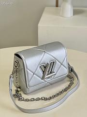 LV Twist PM high end leathers M59031 19cm - 6