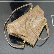 Fendi first small ostrich leather beige 2217 26cm - 4