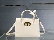 Dior ST Honoré bag in white 30cm - 1