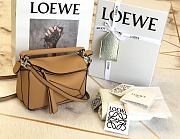 Loewe Small Puzzle bag in soft grained calfskin Light Caramel 18x12.5x8cm - 5