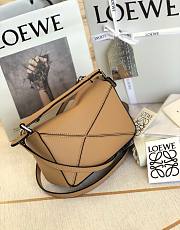 Loewe Small Puzzle bag in soft grained calfskin Light Caramel 18x12.5x8cm - 2