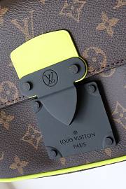 LV S LOCK SLING BAG M45807 21x15x4cm - 3