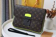 LV S LOCK A4 POUCH M80560 27x21x3.5cm - 1