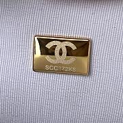 Chanel Flap Bag White Size 22×5×15.5cm - 4