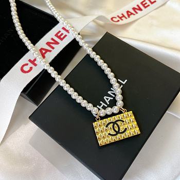 Chanel Necklace 006