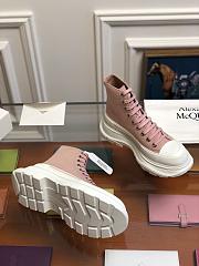 Alexander McQueen Tread Slick Boot in Magnolia - 611706 - 4
