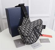 Dior Men's Black Saddle Oblique Jacquard Shoulder Bag - 20x28.6x5cm - 4