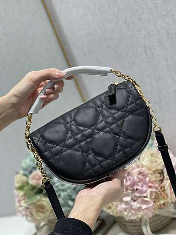 Dior Small Vibe Hobo Bag Lambskin Black - M7200 - 20×15×7cm