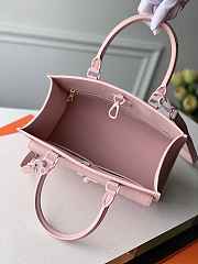 Louis Vuitton Handbag In Rose - 27.5cm - 2