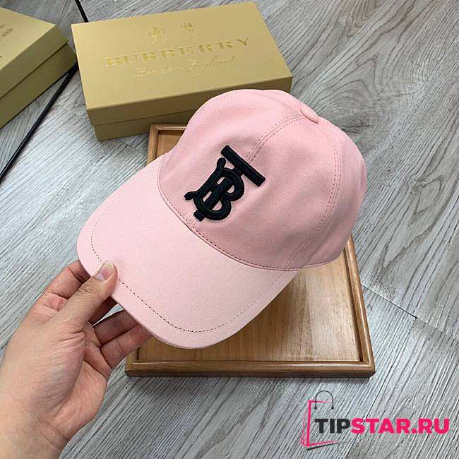 Buberry hat pink - 1