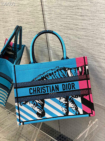 LARGE DIOR BOOK TOTE Blue and Pink D-Jungle Pop Embroidery - M1286Z