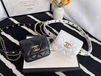 Chanel belt black / white
