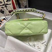 Chanel 19 handbag calfskin in green - 26×16×9cm - 2