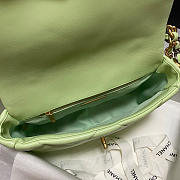 Chanel 19 handbag calfskin in green - 26×16×9cm - 3