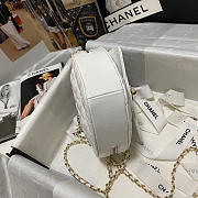 Chanel Heart-shaped flap bags in white - AS3191 - 18x16x6.5cm - 5