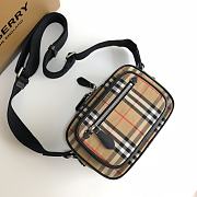 Burberry Vintage Check and Leather Crossbody Bag Archive Beige - 22.5×14.5×8cm - 5