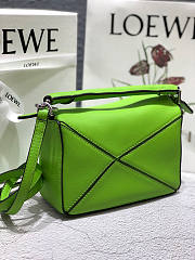Loewe Puzzle bag in classic calfskin green - 18x12.5x8cm - 6