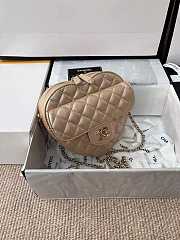 Chanel Heart Bag Lambskin Gold - AS3191 - 18x17x6.5cm - 6