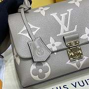 LV MADELEINE MM Dove Gray / Crème Beige - M46041 - 30x19.5x11cm - 2