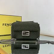 FENDI Baguette Chain Midi green - 8BR793 - 24x7x14.5cm - 1