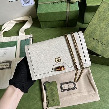 Gucci Diana Mini Bag With Bamboo White