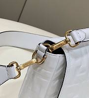 Fendi Baguette Large White Leather Bag 33x18x5.5cm - 4