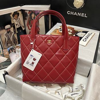 Chanel Tiffany AS3045 Red Size 23x24x9cm