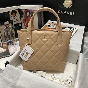 Chanel Tiffany AS3045 Sheepskin Size 23x24x9cm