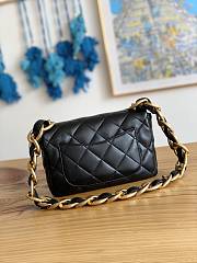 Chanel Flap Bag 3214 Black Size 17x21x6cm - 5