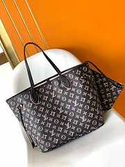 Louis Vuitton Buci Box black MM bag size 32x28x14 cm - 5