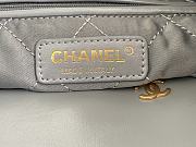 Chanel 22 Large Handbag Grey Calfskin AS3262 Size 48x45x10 cm - 6