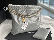 Chanel 22 Medium Handbag Grey Calfskin AS3261 Size 39x42x8 cm - 4