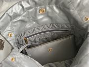 Chanel 22 Small Handbag Grey Calfskin AS3260 Size 35x37x7 cm - 2